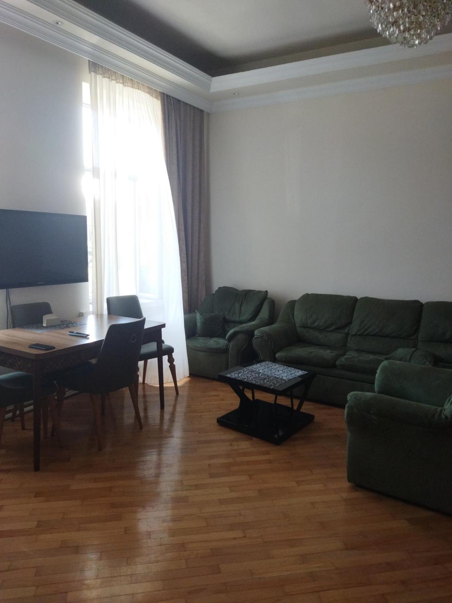 Apartament Апартамент На Абашидзе Batumi Zewnętrze zdjęcie